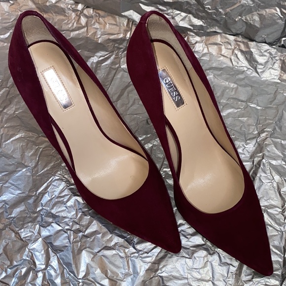 Lovely Guess heels from Macy’s. Worn 3-4 times. - Picture 3 of 7